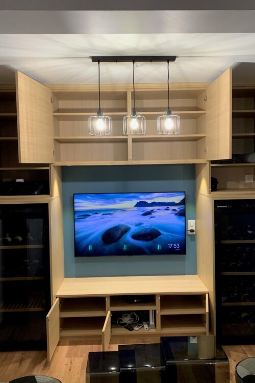 Meuble télé avec cave à vin